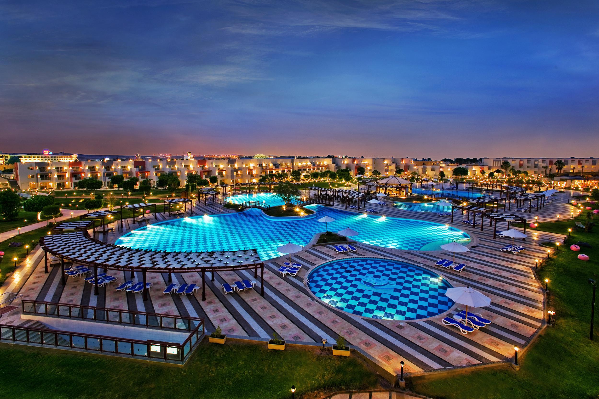 Sunrise Crystal Bay Resort -Grand Select (Adults Only) Hurghada Exterior photo Hilton Sharm El Sheikh Resort